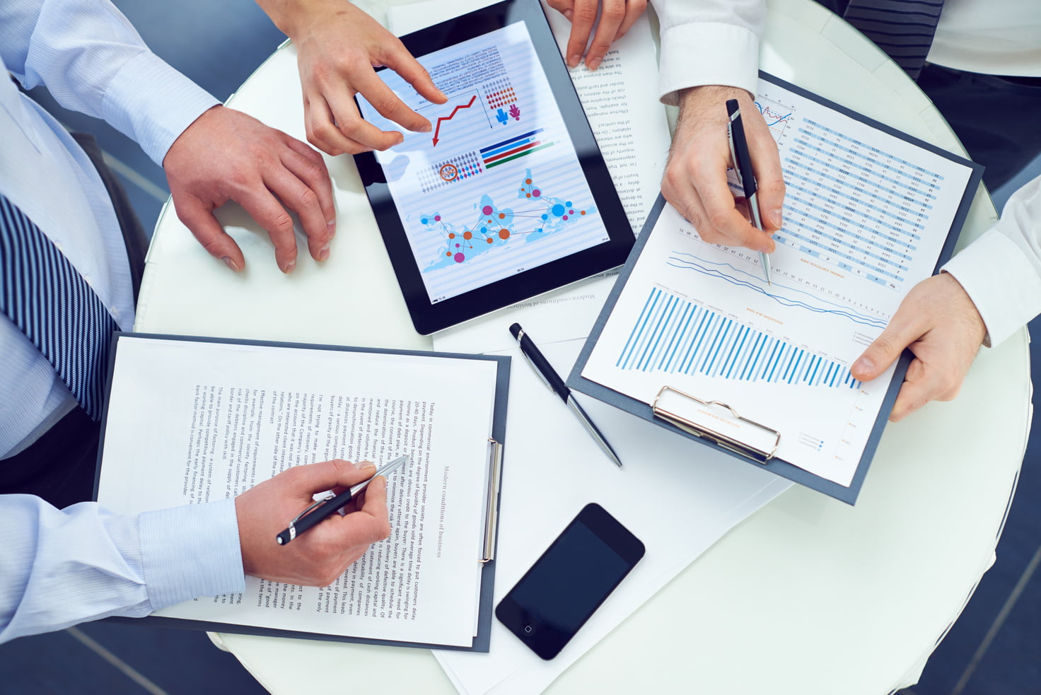 Global Sunshine Reporting for HCP Engagement, US and Italian Transparency Reporting, Sunshine Laws, and Pharmaceutical Compliance